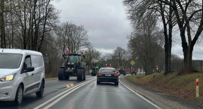 AKTUALIZACJA: dwie drogi na liście protestu, zajęcia w szkole odwołane!