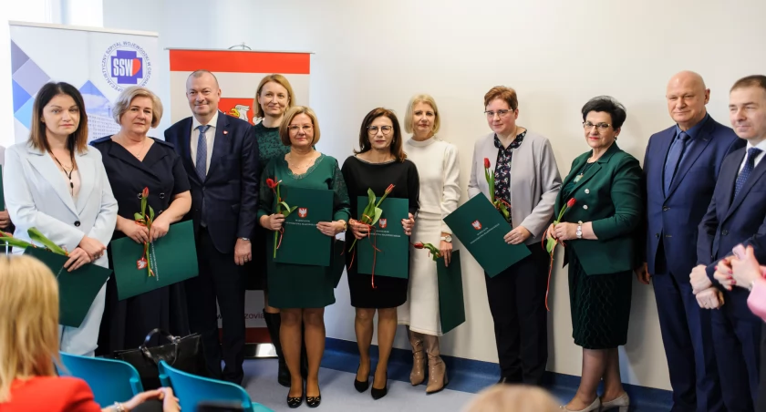 Medale i dyplomy dla pracowników ciechanowskiego szpitala [zdjęcia]