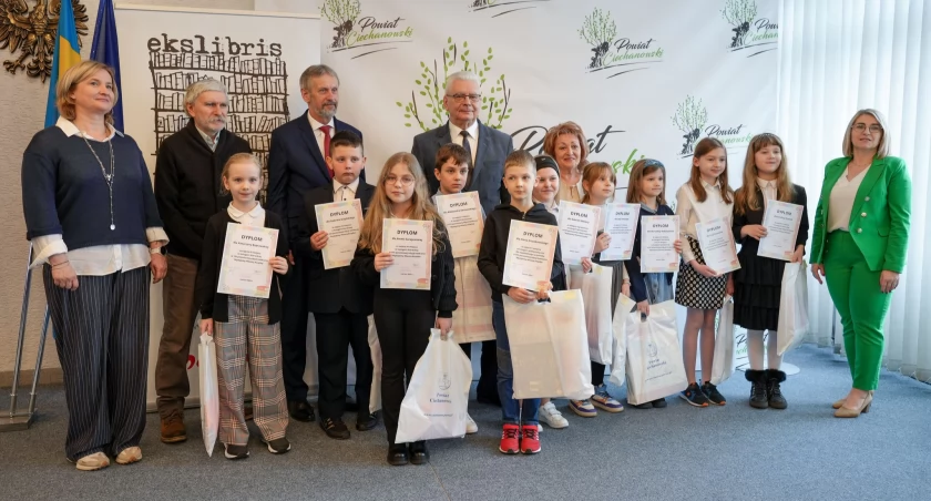 Wydali własne książki: nagrodzeni w powiatowym konkursie [zdjęcia]