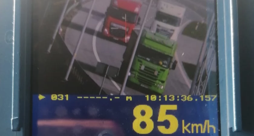Tirem wyprzedzał inne ciężarówki. Zatrzymała go grupa Speed [zdjęcia]