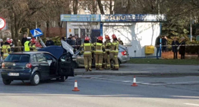 Z ostatniej chwili: Wypadek i utrudnienia w ruchu w Ciechanowie [zdjęcia]