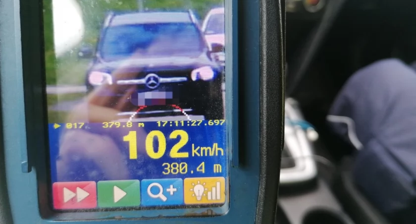 Ciechanowianka przesadziła z prędkością. Straciła prawo jazdy