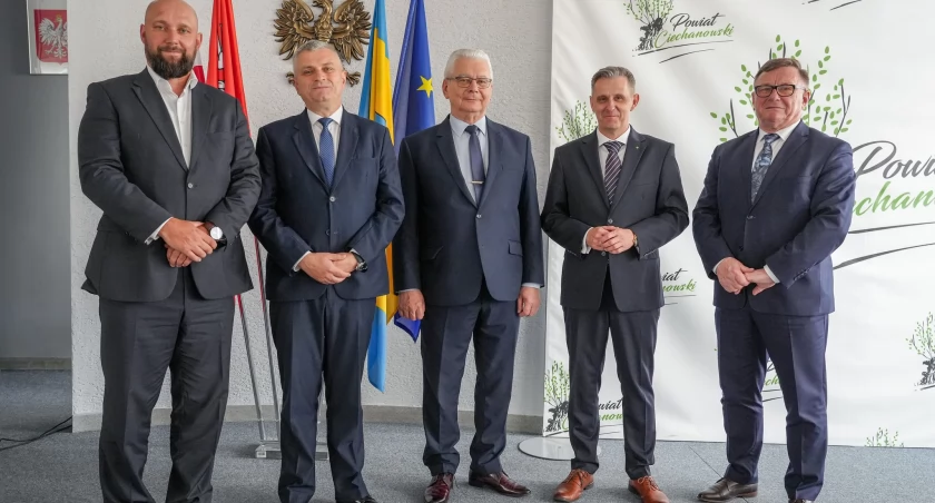 Zarząd Powiatu Ciechanowskiego w komplecie