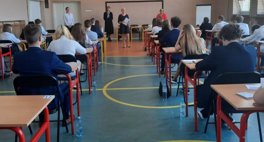 Uczniowie ciechanowskich szkół rozpoczynają ważny egzamin