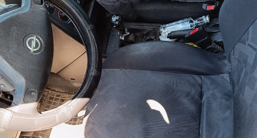 Zanim ruszył w drogę, wypił wódkę. Stracił prawo jazdy w 12 kategoriach