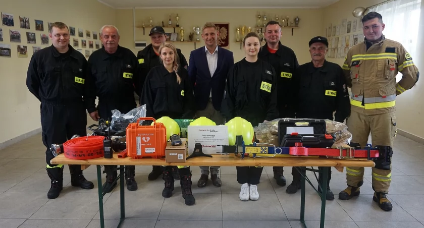 Nowy sprzęt dla strażaków z gminy Glinojeck [zdjęcia]