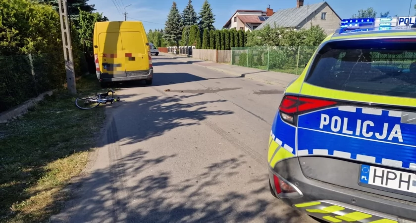 Pijany rowerzysta doprowadził do zderzenia z busem