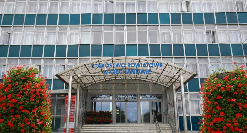 Wolne stanowisko urzędnicze w ciechanowskim Starostwie