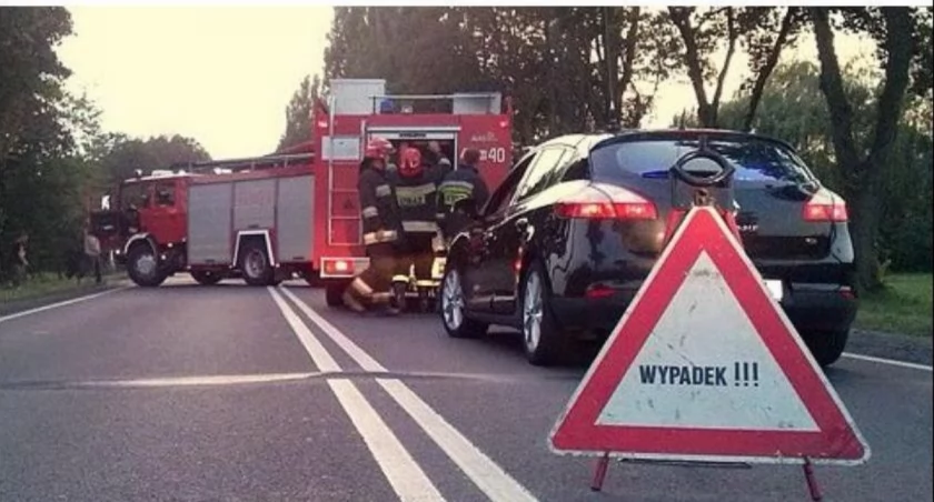 Groźne zdarzenie z udziałem motocyklisty koło Ciechanowa