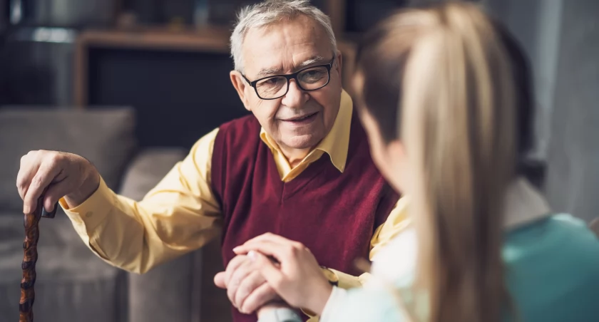 Alzheimer – sejmik Mazowsza wspiera budowę domów dziennego pobytu seniorów