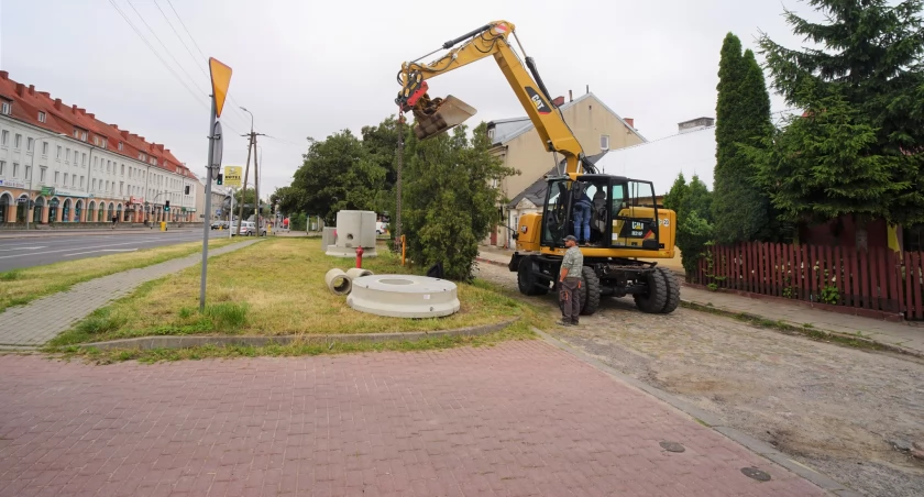 W centrum Ciechanowa ruszyła przebudowa drogi