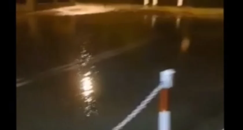 Wasze Info: Miasto zrobiło ogród deszczowy, a my nadal mamy na ulicy basen [wideo]