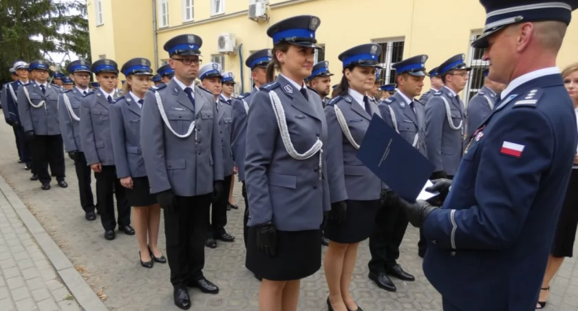 Awanse, medale i odznaczenia. Za nami Święto Policji w Ciechanowie [zdjęcia]