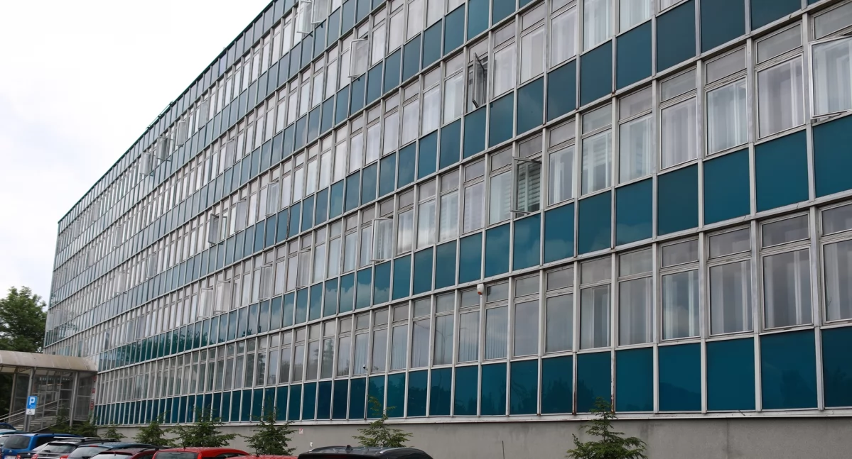 Starostwo Powiatowe w Ciechanowie ją zwolniło. Sąd przywrócił
