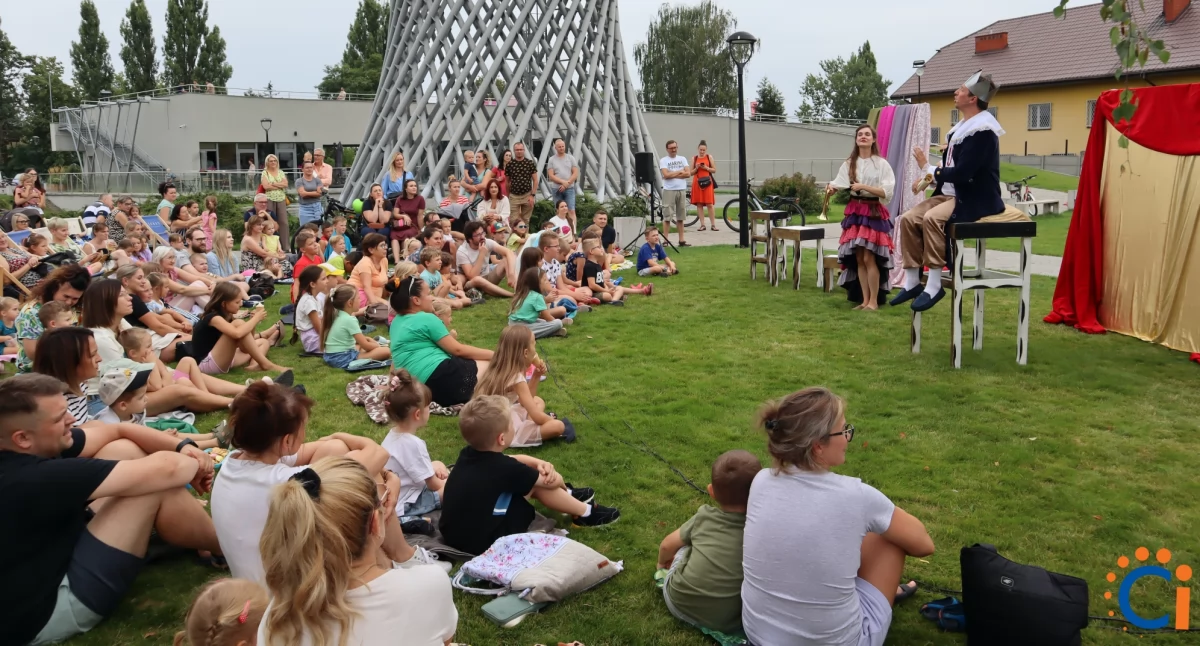 Teatr pod wieżą ciśnień przyciągnął publiczność [wideo/zdjęcia]