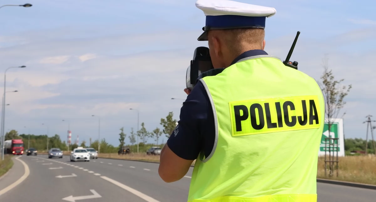Trzy zakazy nie były dla niego przeszkodą. Został zatrzymany na pętli miejskiej w Ciechanowie