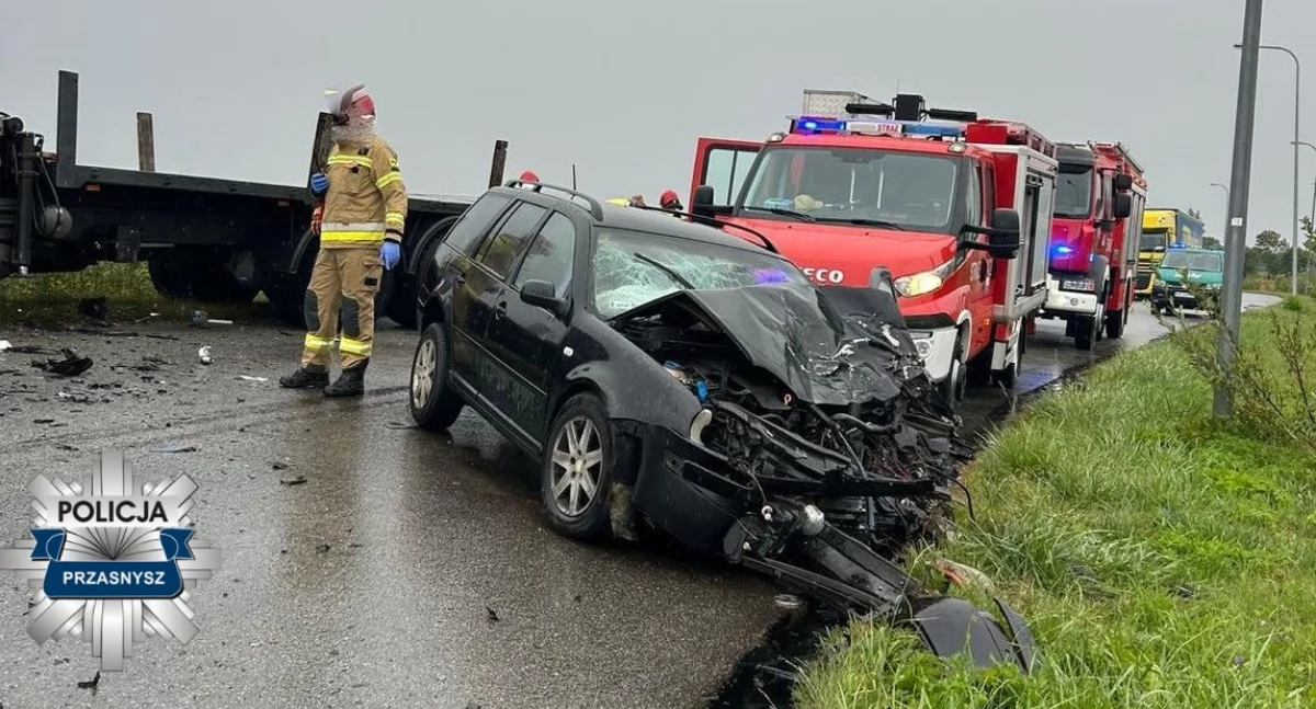 Z ostatniej chwili: Poważny wypadek, pięć osób jest poszkodowanych [zdjęcia]