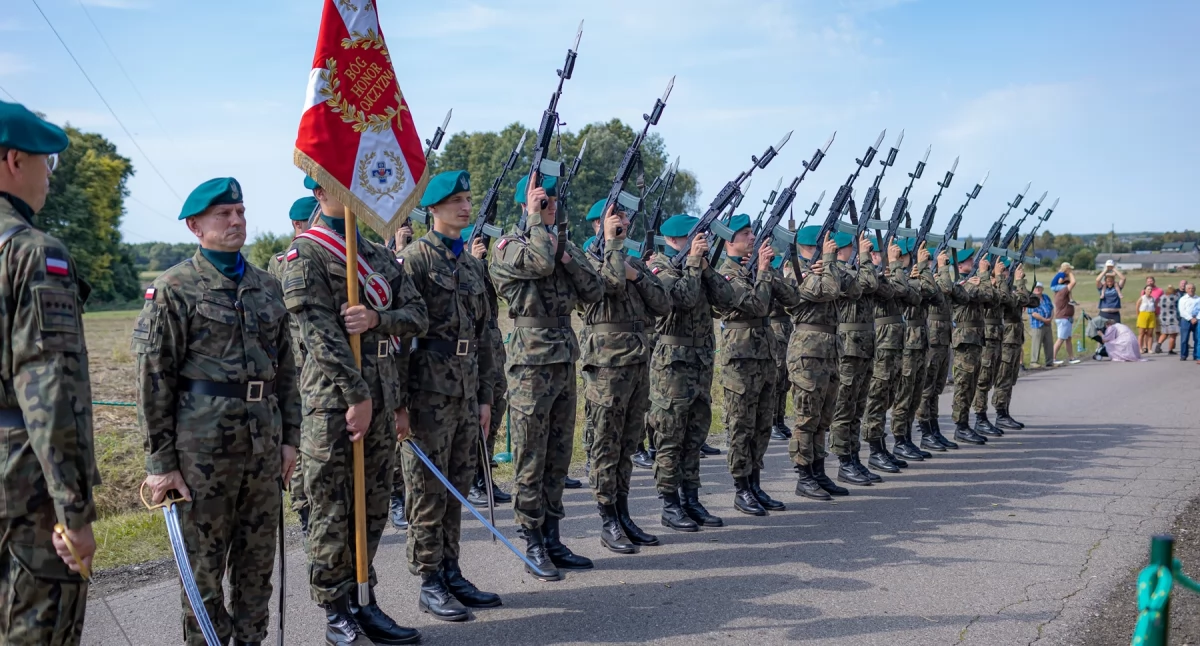 Za nami uroczystości patriotyczne w Sarnowej Górze [zdjęcia]