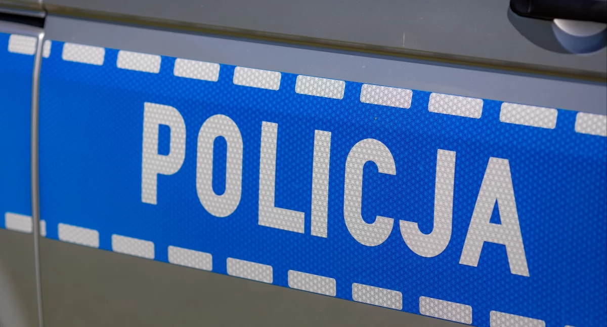 Para okradła staruszkę przy bankomacie. Szuka ją policja