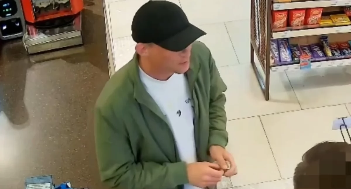 Zatankował paliwo i nie zapłacił. Szuka go policja [wideo]