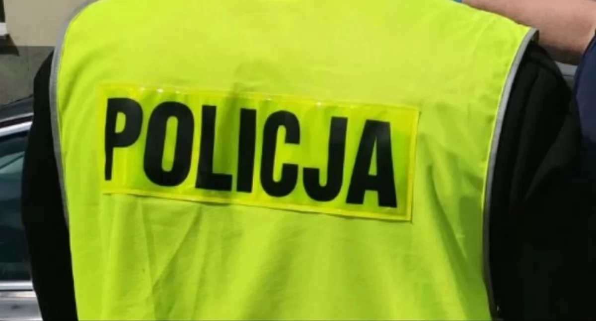 Groził nożem żonie i synowi, po awanturze kompletnie pijany odjechał autem. Zatrzymała go policja z Ciechanowa