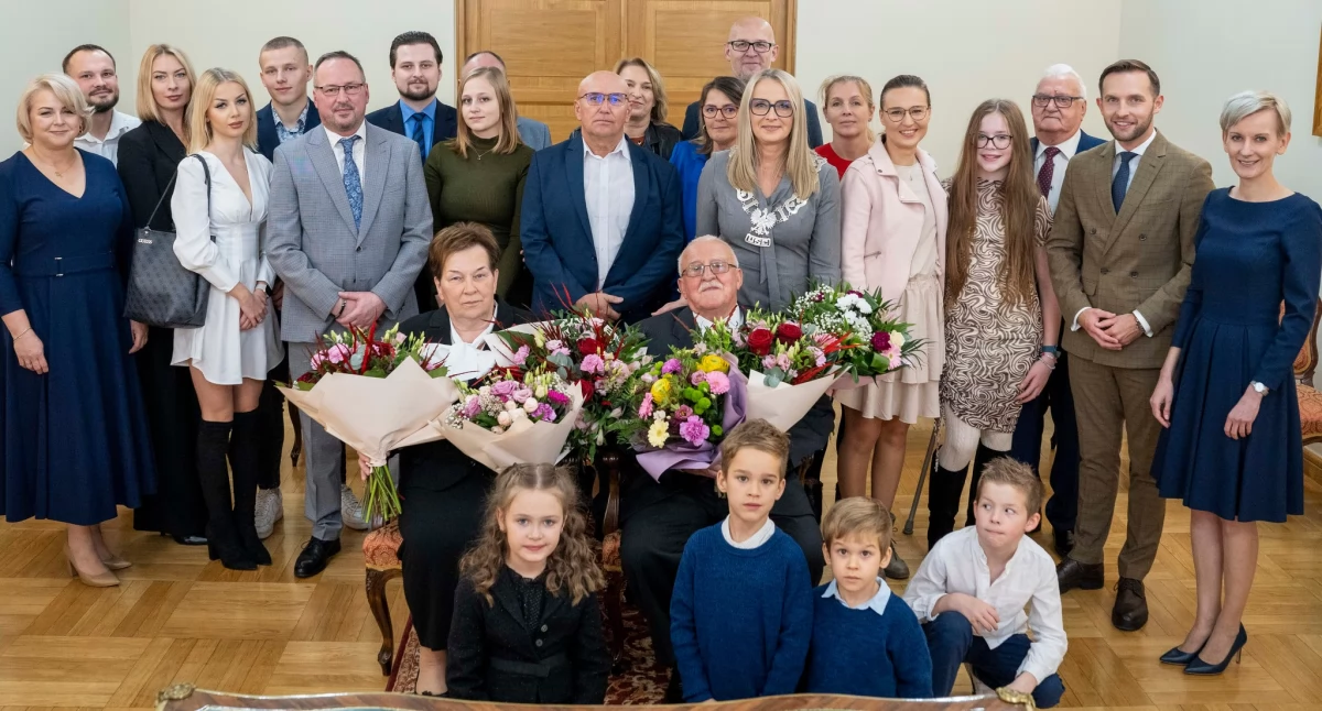 Medale dla małżeństw z Ciechanowa. Przeżyli razem 50 lat [zdjęcia]