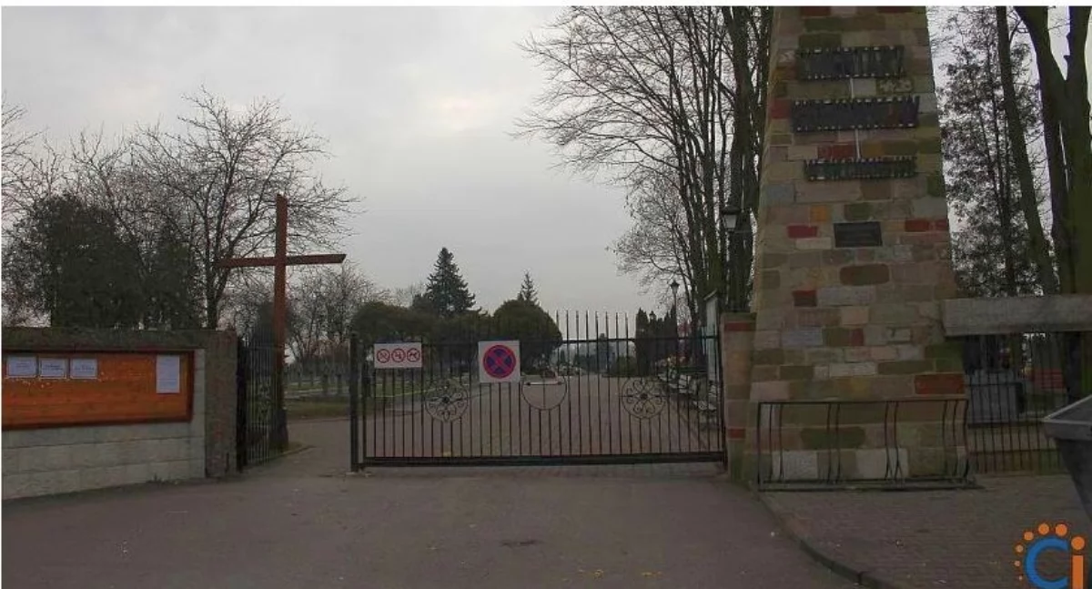 Wszystkich Świętych. Msze św. na cmentarzach w powiecie ciechanowskim
