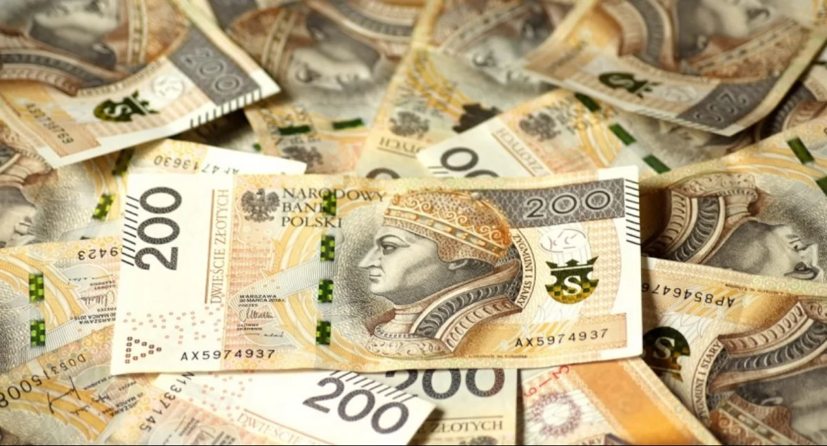 Ciechanowianie wpłacili ponad 60 tysięcy złotych. Wsparli remont zniszczonych szkół i przedszkoli