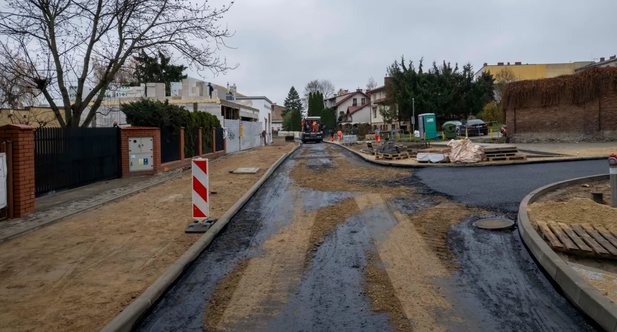 Uwaga! Dwie ulice w centrum Ciechanowa są nieprzejezdne [zdjęcia]