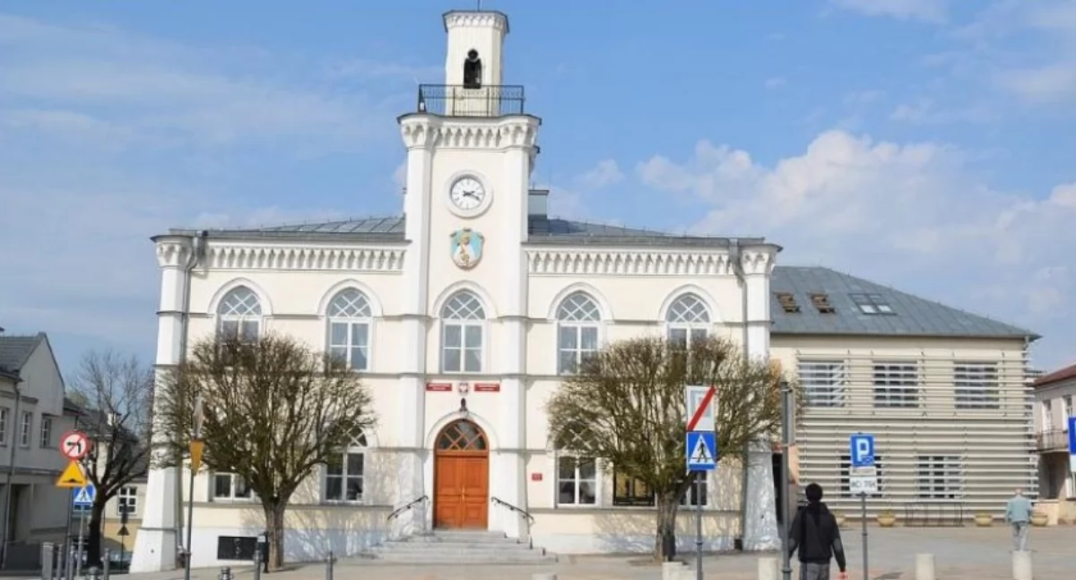 Prezydent Ciechanowa ogłosił nabór na wolne stanowisko urzędnicze
