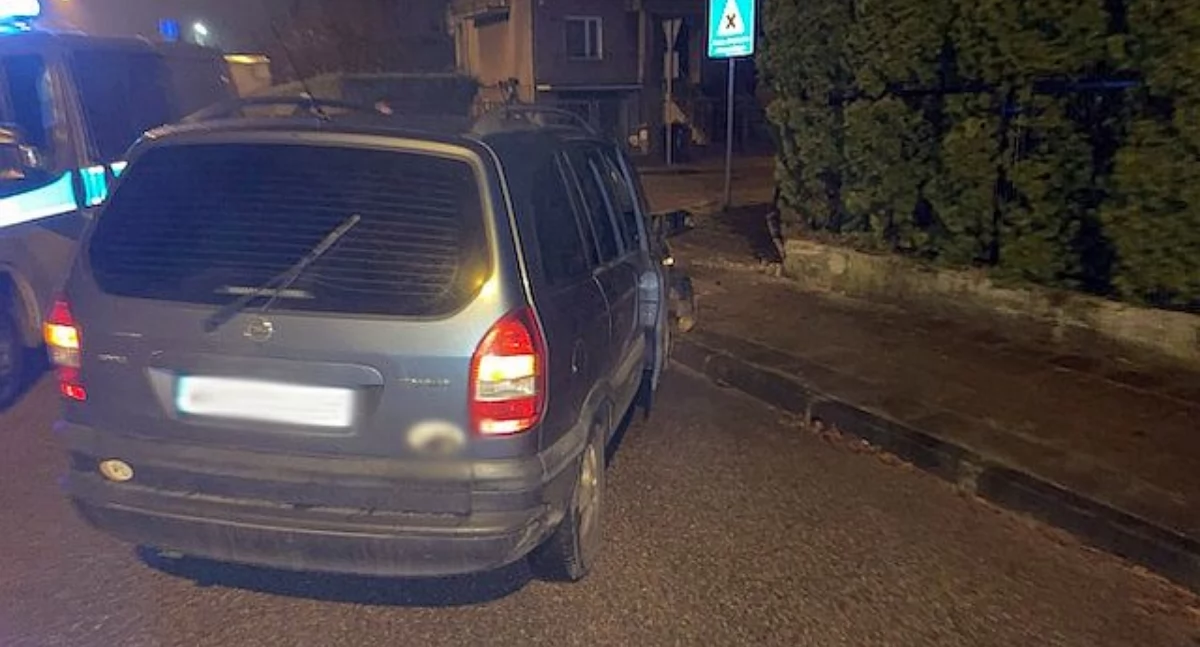 Słychać było huk. Pijany sprawca chciał uciec, zatrzymał go świadek