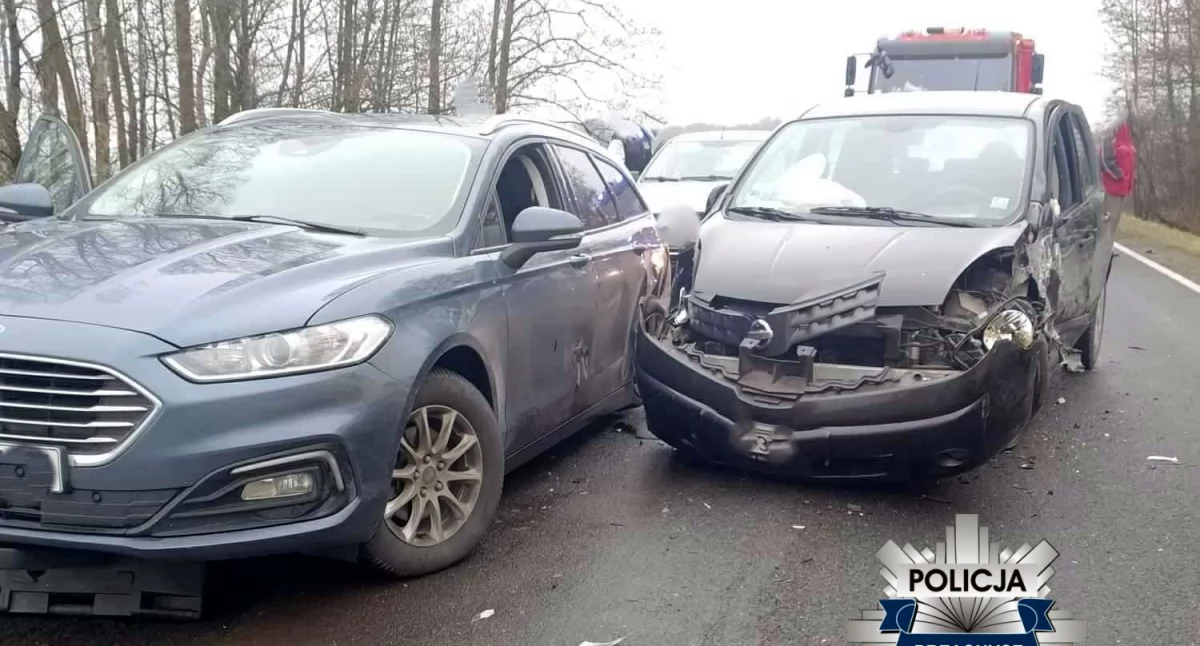 Z ostatniej chwili: Wypadek z udziałem czterech samochodów. Droga jest zablokowana [zdjęcia]