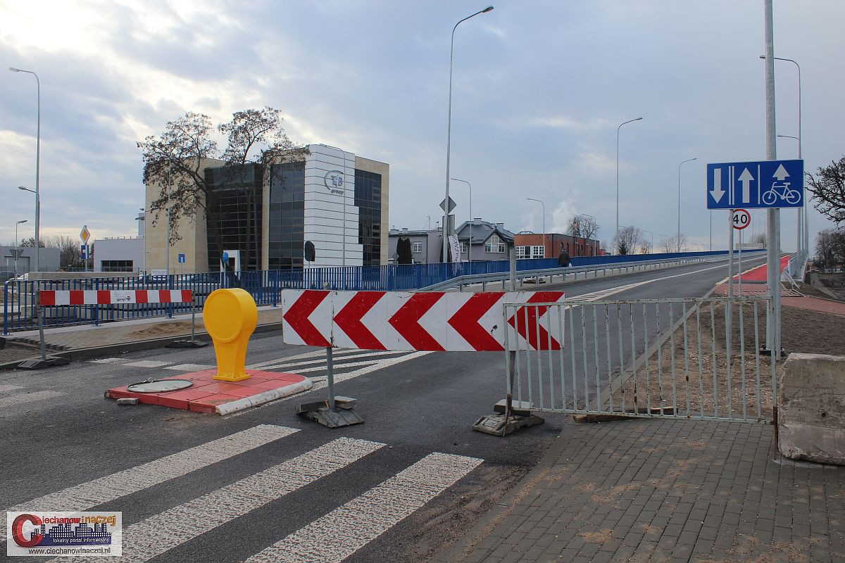 Znów poślizg przy otwarciu wiaduktów. 