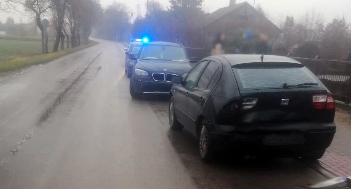Niebezpieczne zdarzenie drogowe przy szkole [zdjęcia]