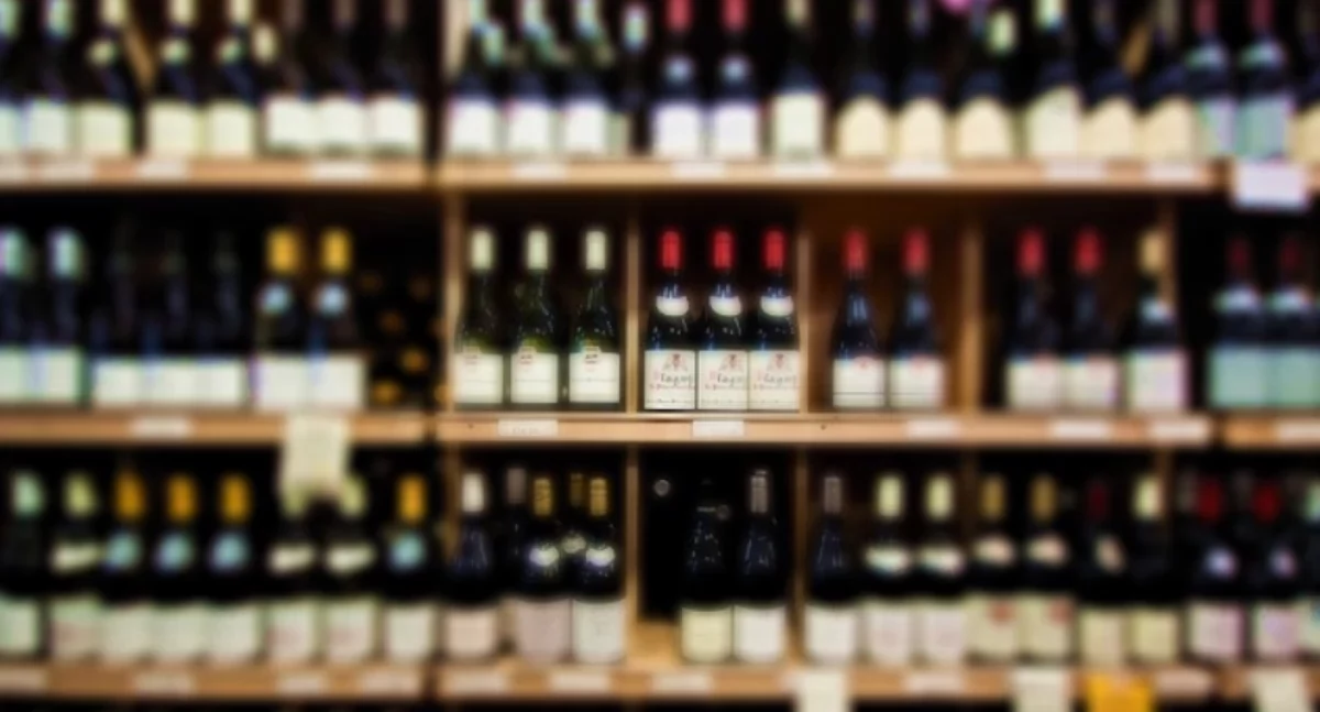 Ograniczenie nocnej sprzedaży alkoholu w Ciechanowie? Ruszyły konsultacje społeczne