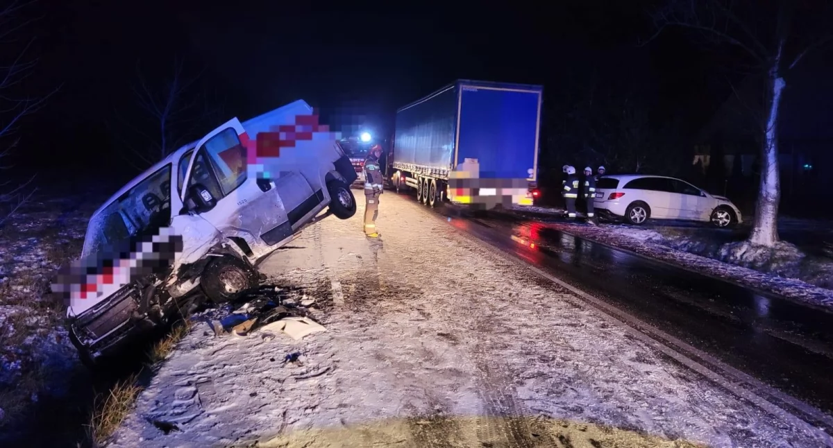 Z ostatniej chwili: Zderzenie samochodów koło Ciechanowa. Trwają działania służb 