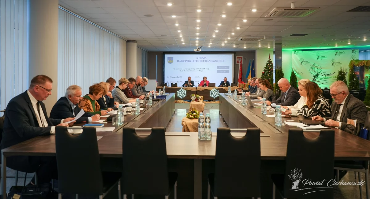 Mieszkańcy chcą remontu drogi. Rada Powiatu Ciechanowskiego: petycja zasadna, ale niemożliwa do realizacji