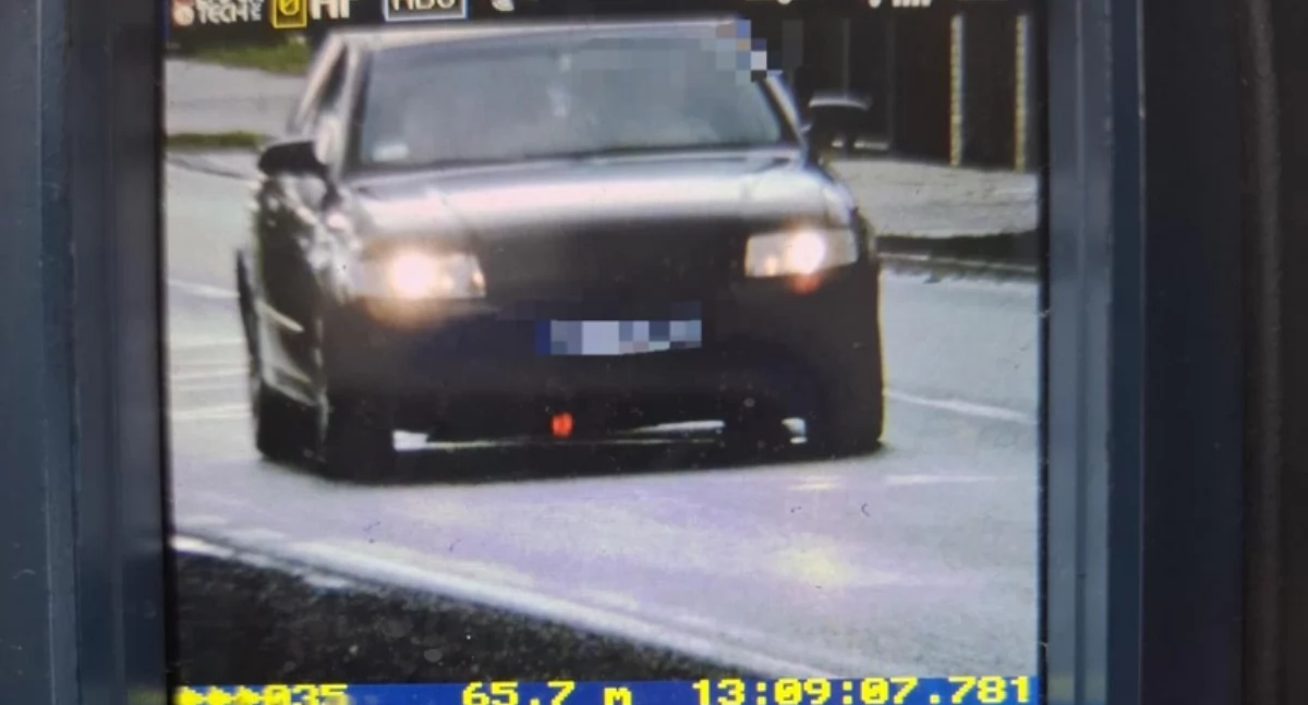 Kierowca audi za szybko pędził przez Ojrzeń. Zatrzymała go grupa Speed