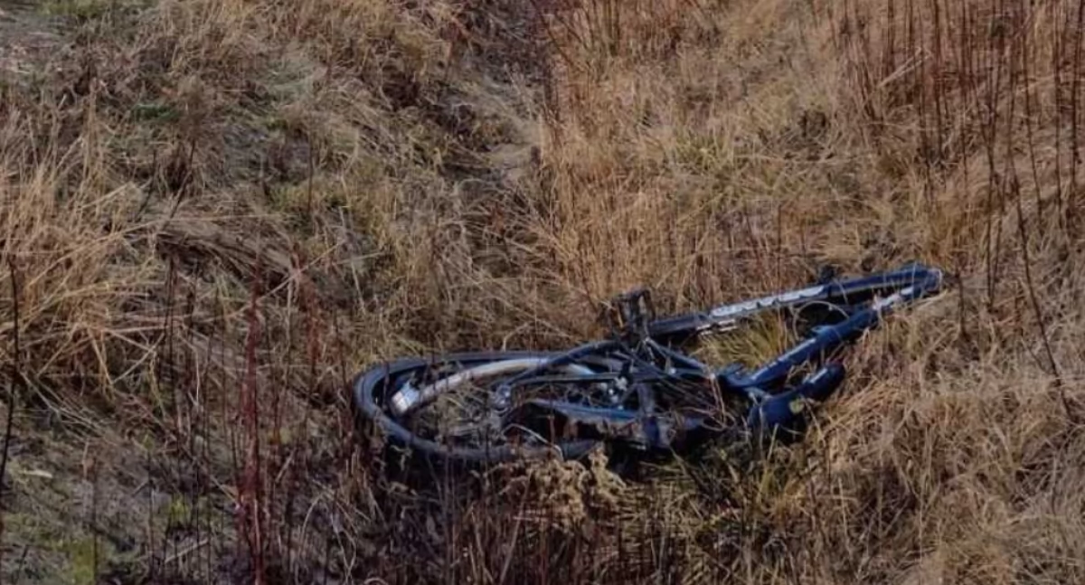 Tragiczny wypadek. Zginął 27-letni rowerzysta, kierowca samochodu uciekł