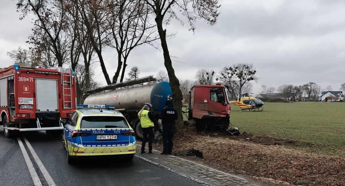 Strażak zginął w wypadku [zdjęcia]