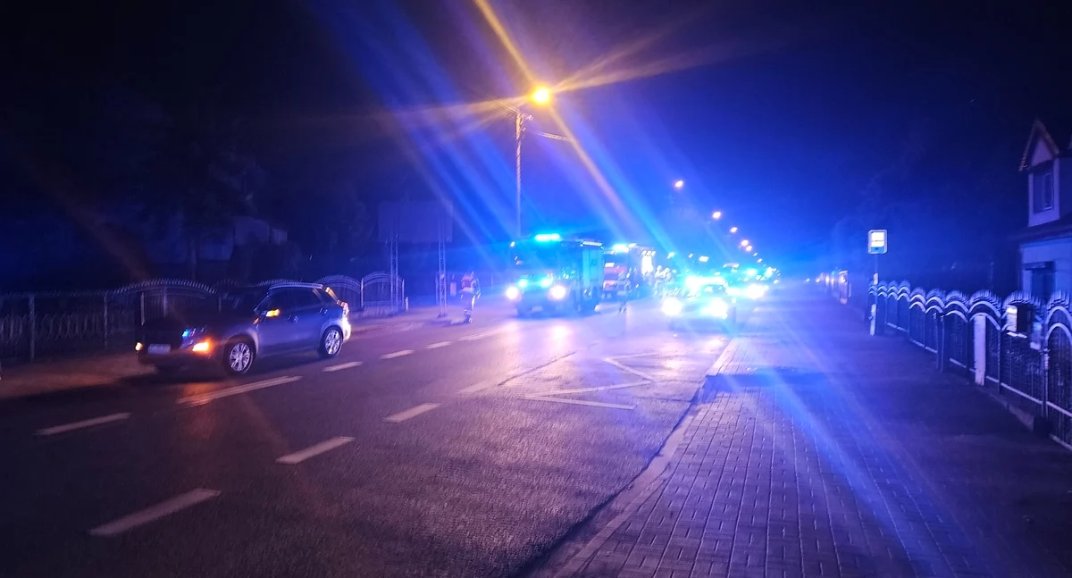 Wypadek w Ciechanowie. Dwoje pieszych potrąconych przez auto