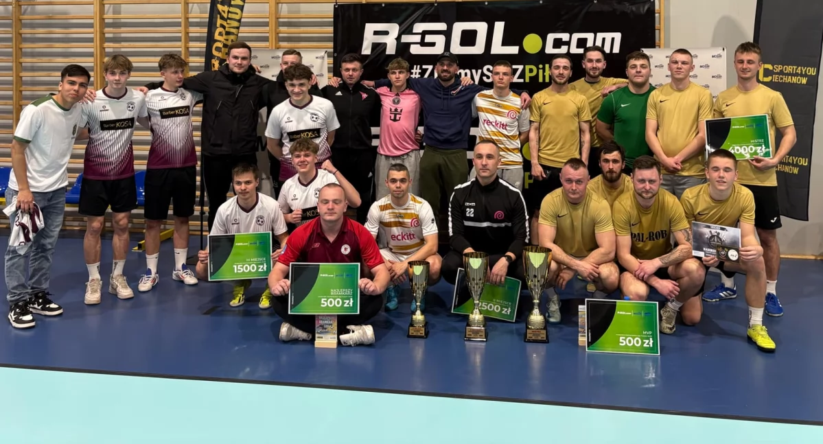 Poznaliśmy najlepsze drużyny i zawodników Amatorskiej Ciechanowskiej Ligi Futsalu [zdjęcia]