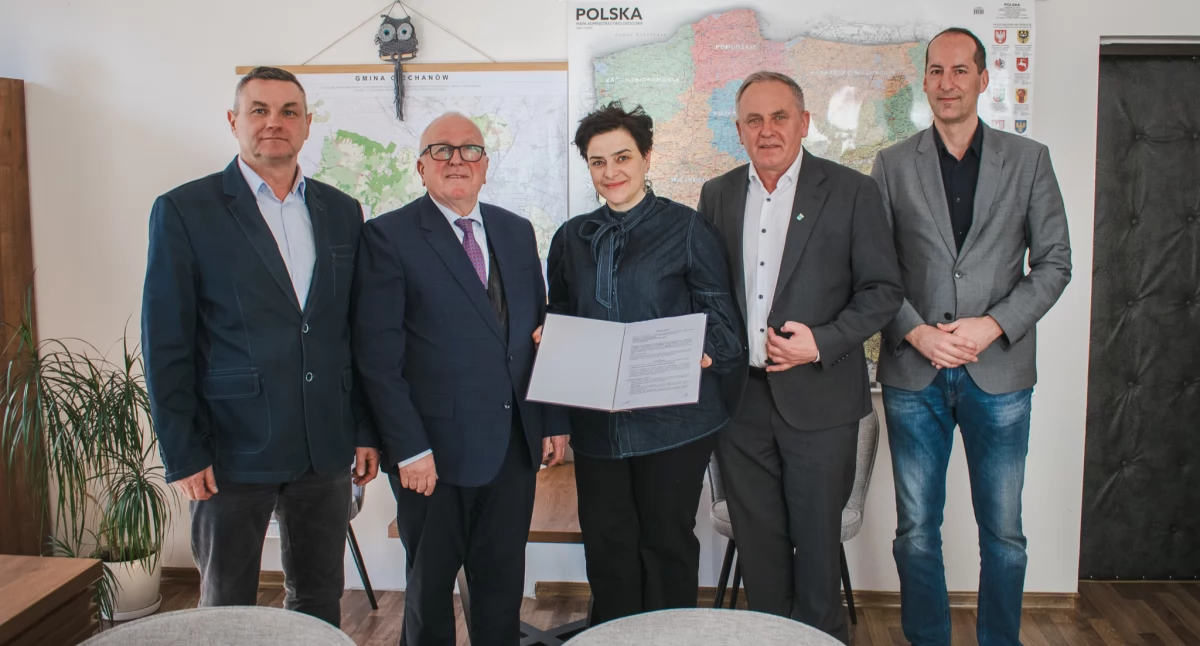 Podpisana kolejna umowa inwestycyjna w gminie Ciechanów [zdjęcia]