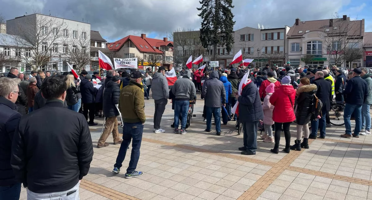 W Ciechanowie protestowali przeciw powstaniu Centrum Integracji Cudzoziemców [zdjęcia]
