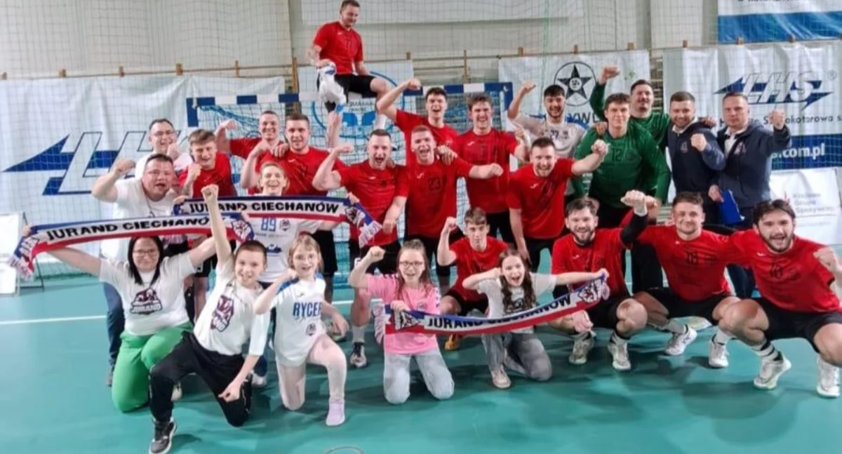 Jurand się nie zatrzymuje. Wygrał szósty mecz z rzędu