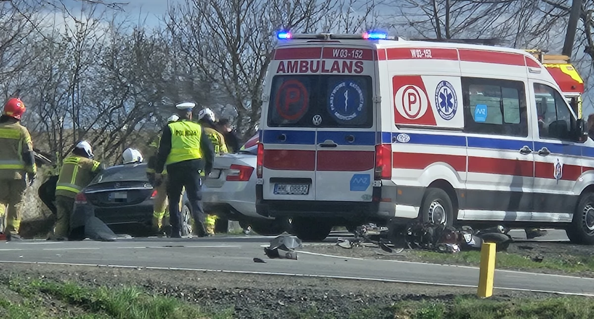 Z ostatniej chwili: Wypadek na drodze Ciechanów-Mława. Trwa akcja służb [zdjęcia]