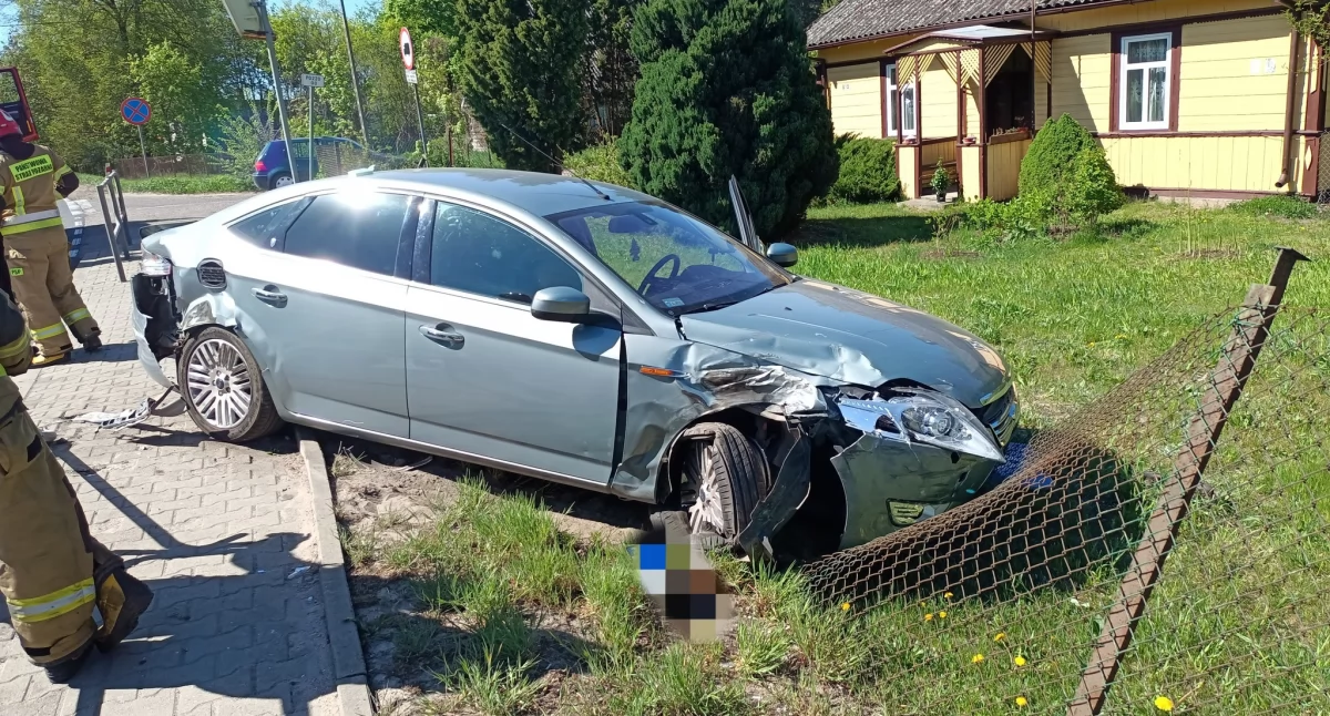 Nastolatek doprowadził do zderzenia z ciężarówką. Groźnie na drodze Ciechanów-Glinojeck [zdjęcia]