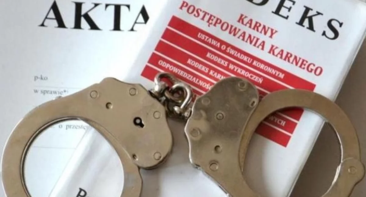 Poszukiwany ciechanowianin wpadł podczas kradzieży w markecie