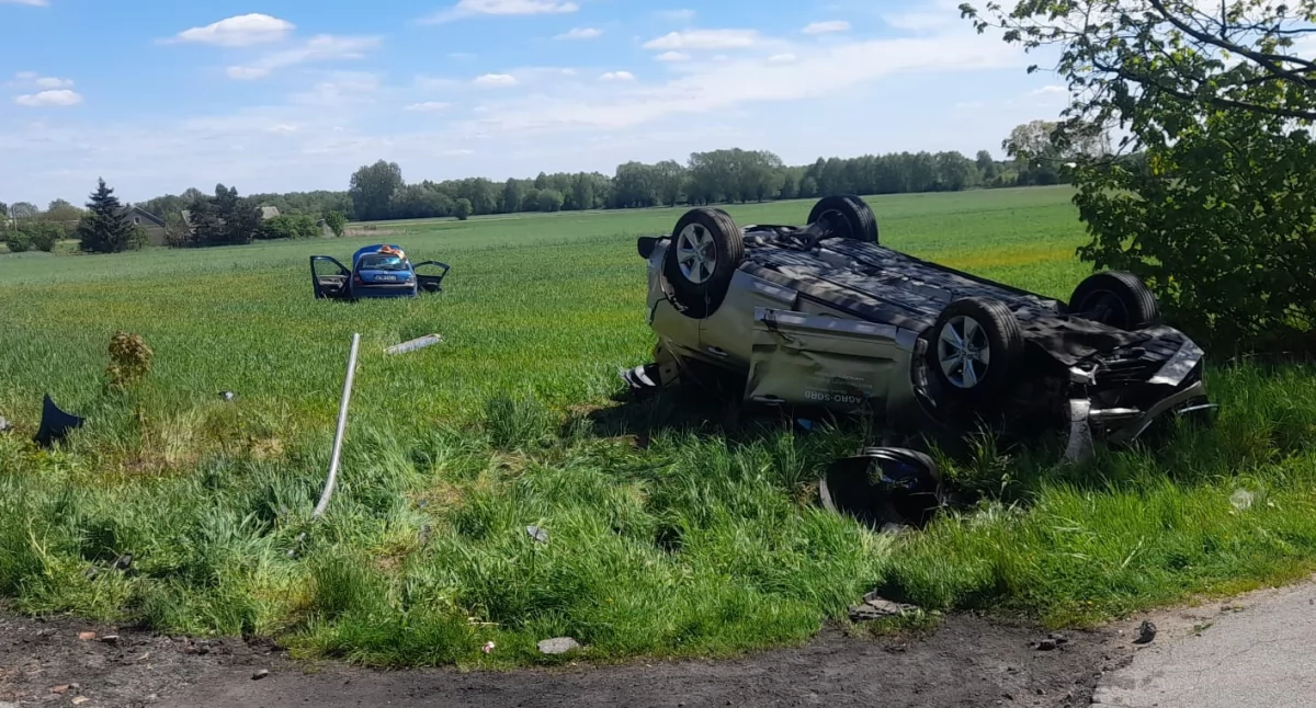 Z ostatniej chwili: Wypadek z udziałem dwóch pojazdów. Trwa akcja służb [zdjęcia]