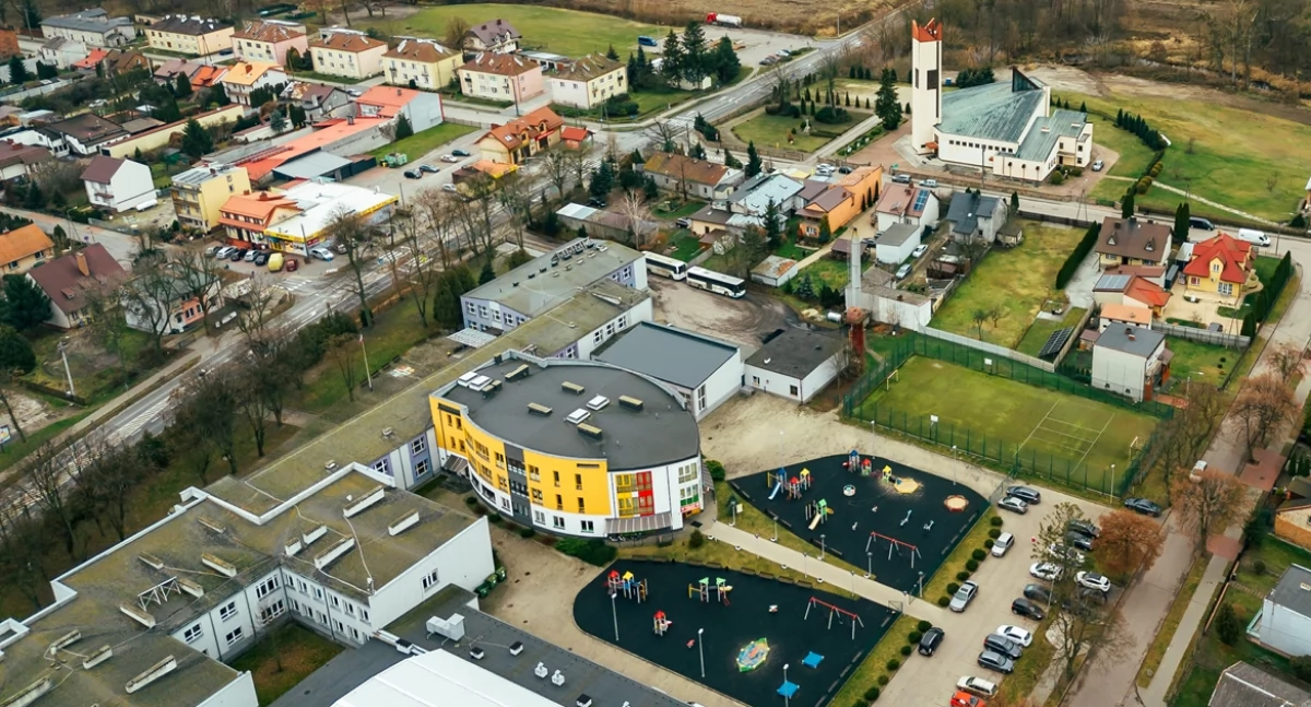 Konkurs na dyrektorskie stanowisko w Glinojecku
